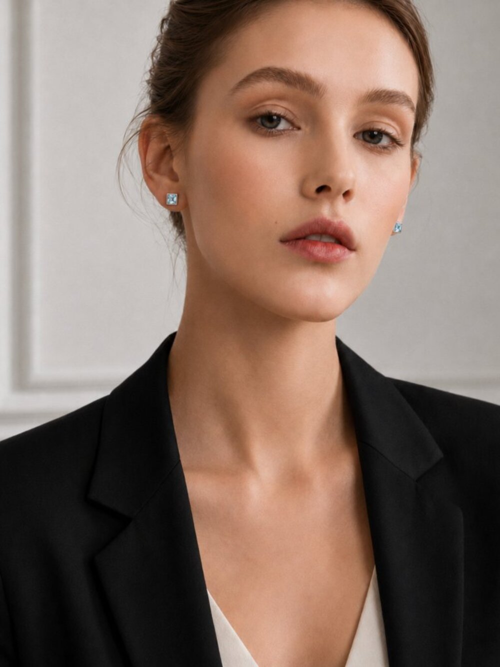 NWT Square Swarovski Blue Crystal Stud Earrings